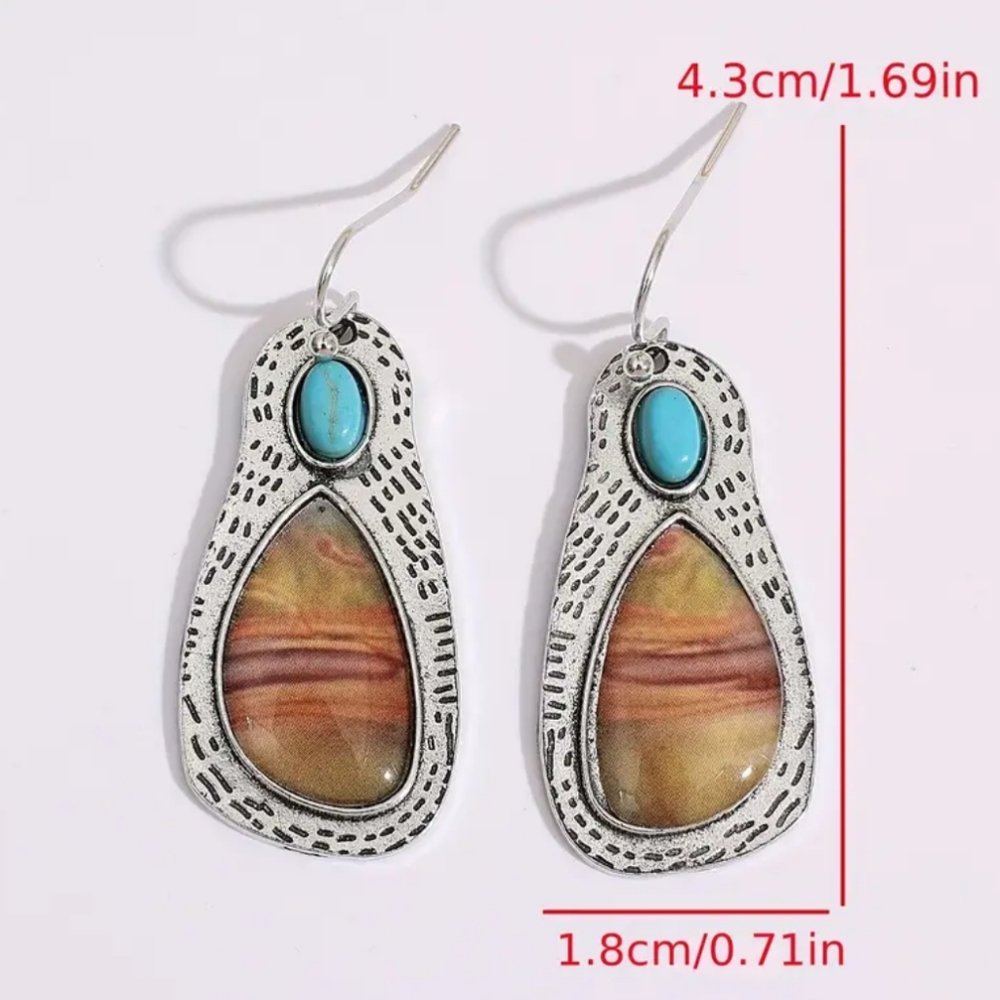 3 /$25 ✨New✨ Vintage Style beautiful earrings Mother's Day - Picture 3 of 3